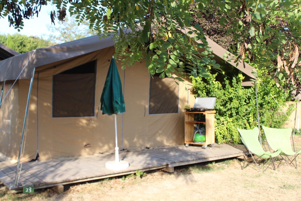 Camping Forcalquier Les Routes De Provence Hotel Exterior photo